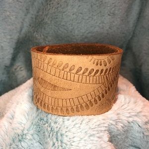 Bracelet - Handmade from genuine leather belt